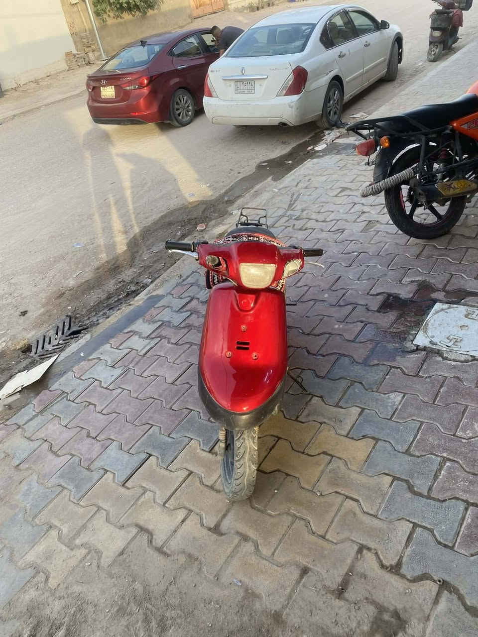 للبيع دراجه نضيفه وحلوه سلف شغال مكينه حلوه سعر 250 وبيه مجال مكاني طويريج ***********
