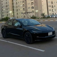 مودل ٣ • ٢٠٢٥ • ١٥٠٠ كم