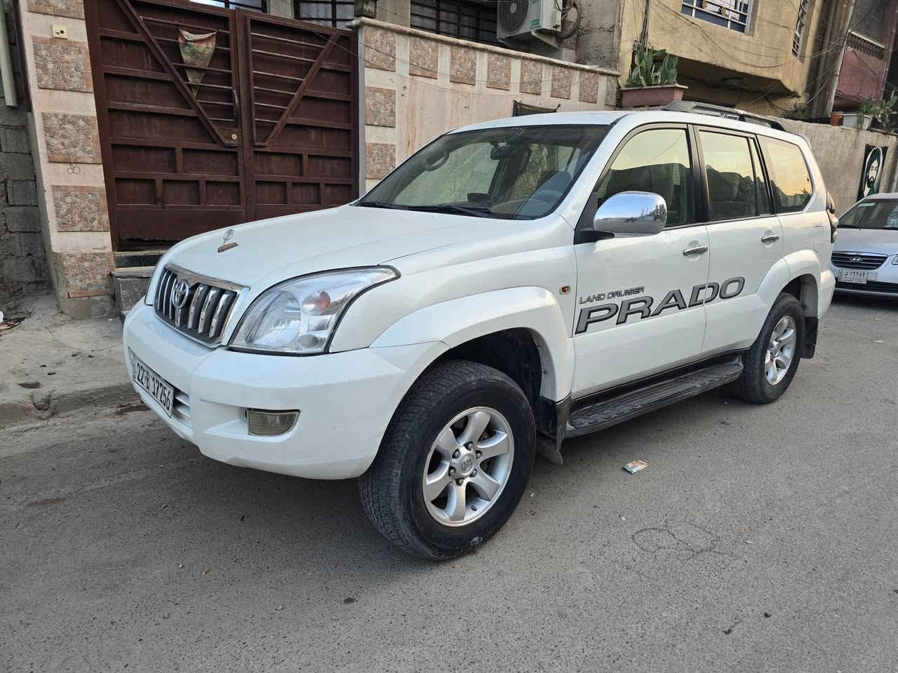 للبيع برادو ٢٠٠٨ 
محرك ٤ 
بيها صبغ
رقم شمالي 
عنوان بغداد 
للاستفسار 
صاحب السيارة ***********
