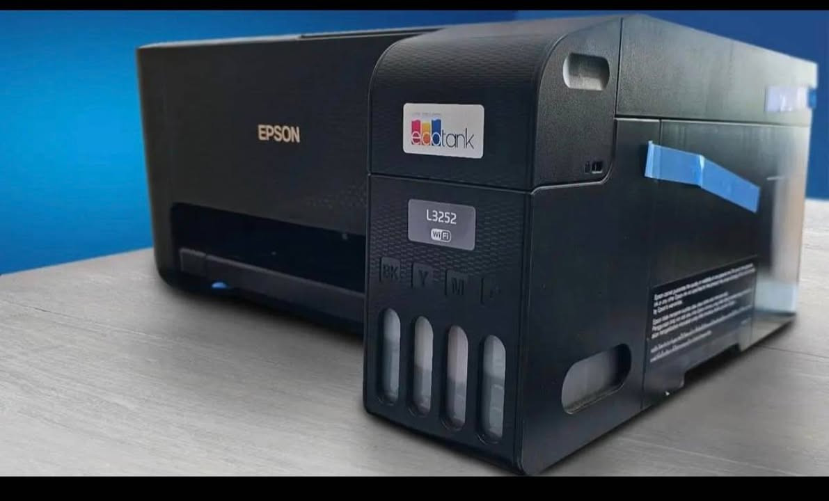 📢 للبيع: طابعةEpson L3252 متعددة الاستخدامات 💻🖨️
🔹 النوع: Epson EcoTank L3252
🔹 الحالة: مستخدمة بحالة ممتازة )
🔹 الوظائف: طباعة – نسخ – مسح ضوئي (3 في 1)
🔹 اتصال لاسلكي: Wi-Fi و Wi-Fi Direct
🔹 نظام الحبر: خزان حبر قابل لإعادة التعبئة (اقتصادي جدًا)
🔹 سرعة وجودة الطباعة: عالية الجودة وسريعة
🔹 الطباعة من الهاتف المحمول:
📞 للتواصل: (***********)
