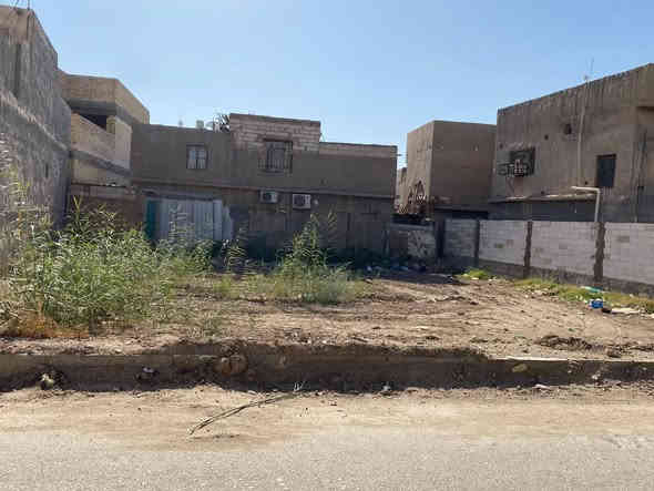 مساحه 203 حي الضباط  بشارع جابر خنياب  قريبه عن الشارع العام 

الاستفسار الاتصال على الرقم ***********
