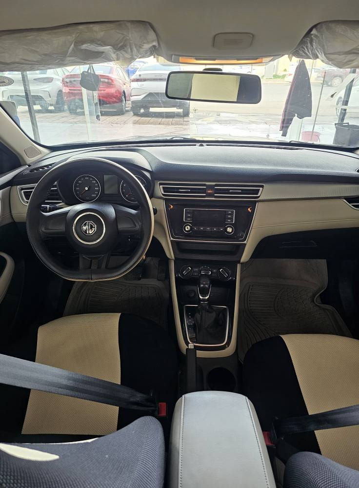 ئێم جی MG5 Standard 2023
ته‌نها 60 هه‌زار رۆیشتیه‌.زۆرپاکە.
بێ بۆیاغ کەمێک.تەزرەی هەیە.
سعر 94 ورقة   موبایل  *********** أربيل, العراق
