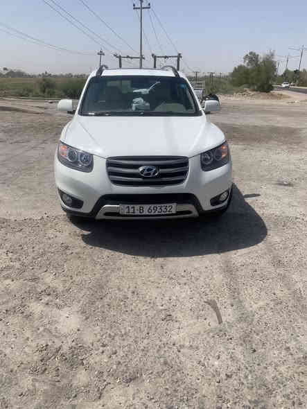 السلا عليكم  للبيع سنتافيا  موديل١١. محرك ٦ رقم بغداد
سياره جاهزه وخير من يم الله كهربائيات. كلها شغاله تبريد ٣ قطع. السعر ١٣٥ العنوان ميسان قضاء المجر الكبير 
الاتصال ***********
