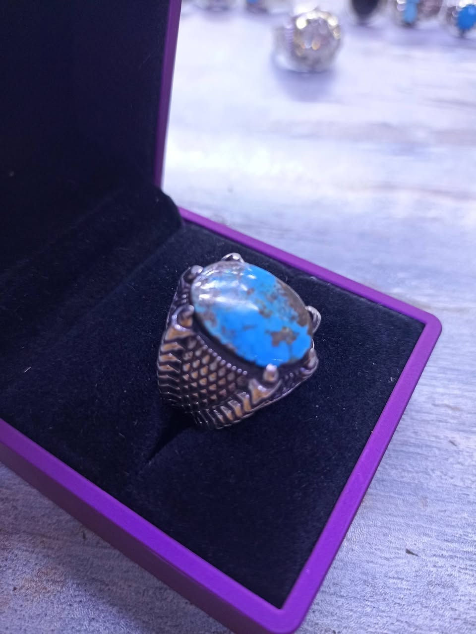 خاتم حجر النيشابور 
صياغه يدوي قديم
الوزن 14g
السعر75
واتساب***********
العنوان كربلاء
