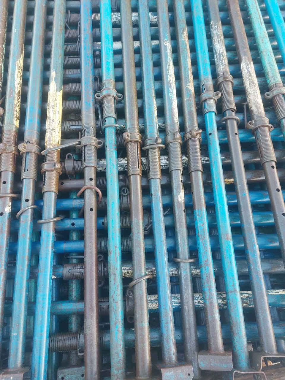 السلام عليكم اخوان جگات للبيع تركي وأربيلي العدد ١٠٠٠ جك للاستفسار على هذا الرقم ***********
