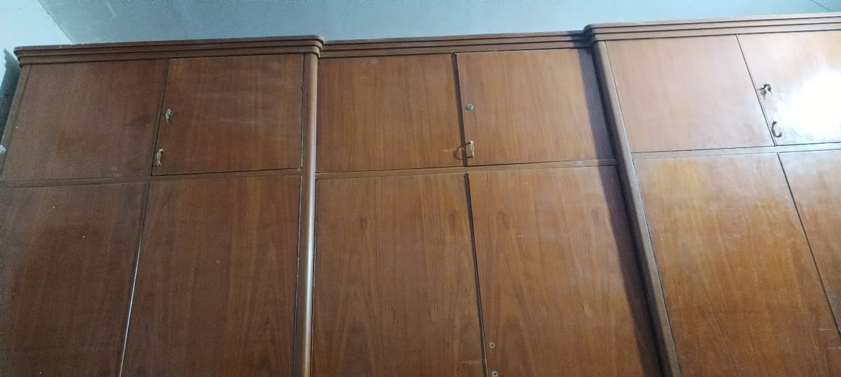 صاج ٤٠٠ اصلي غرفة كاملة هية وملحقاتهة
***********
