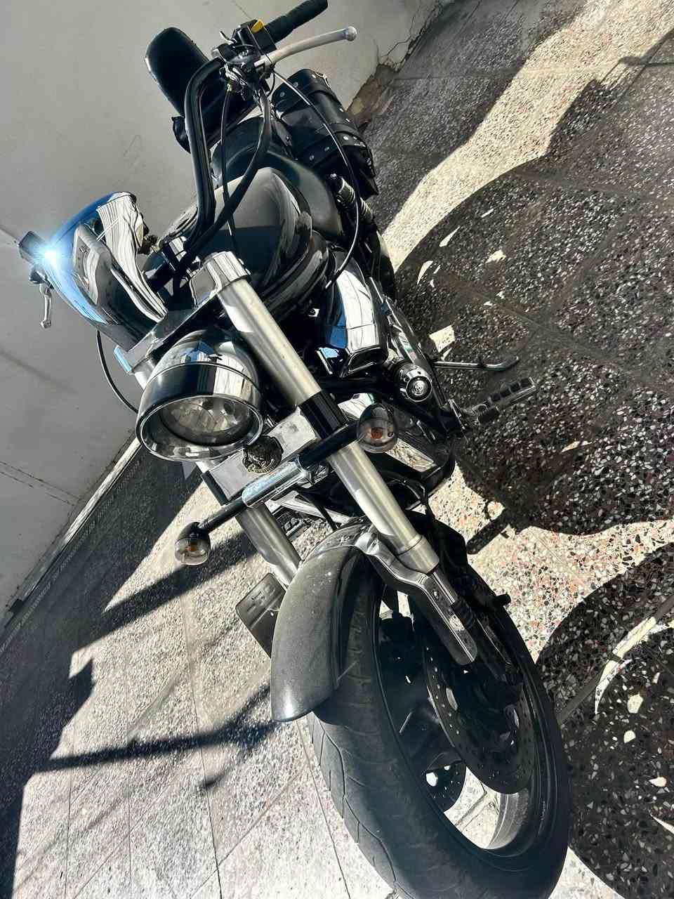 Hyosung GV650 2009
هايسونك 650cc موديل 2009 
رقم بغداد باسمي تحويل مباشر هزه جديدة 
ماشي 30 الف محرك بلادي
السعر المطلوب 17 وبي مجال 
تلفون واتساب 
***********
