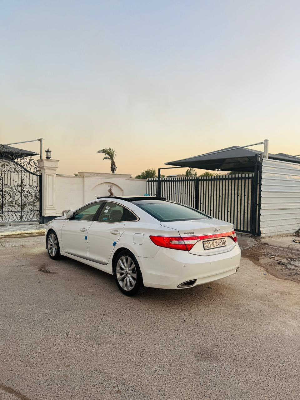 ازيرا 2014 خليجي
مكفوله كفاله عامه عدى بارد بسيط جاملغين خلفي
فول مواصفات
‏V6
بانوراما 
كشنات جلد وتحكم كهرباء
مري قلاب
حساسات
تحكمات ستيرن
بردات كهرباء 
133 بيها مجال بسيط
بغداد المحموديه
***********
