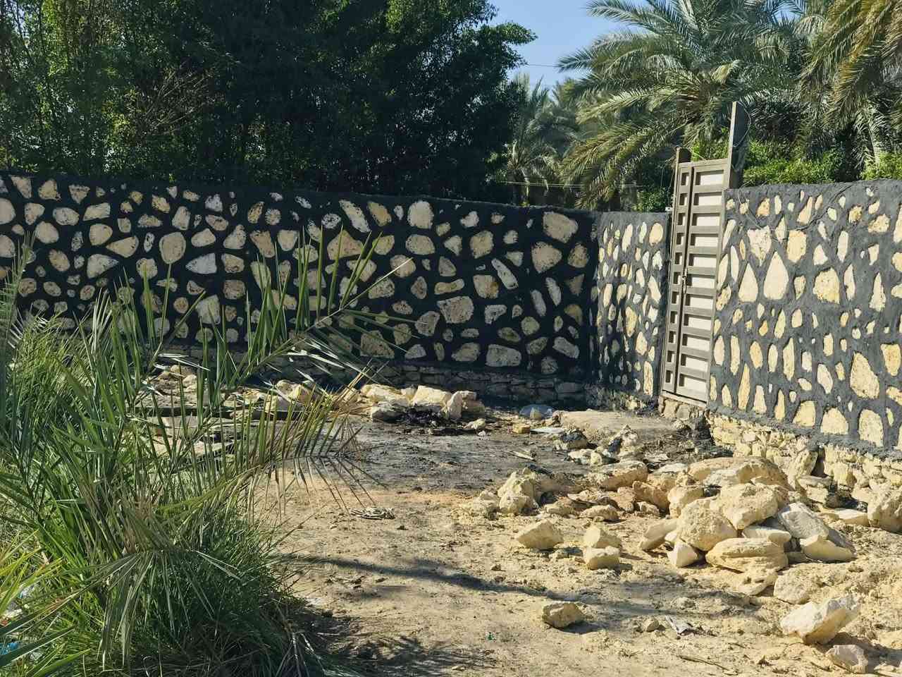 مصطفى الخيكاني لبناء الحجر كرسته وعمل شغل درجه اسيجه بيوت ممرات تخليف شغل درجه اولاله ***********

