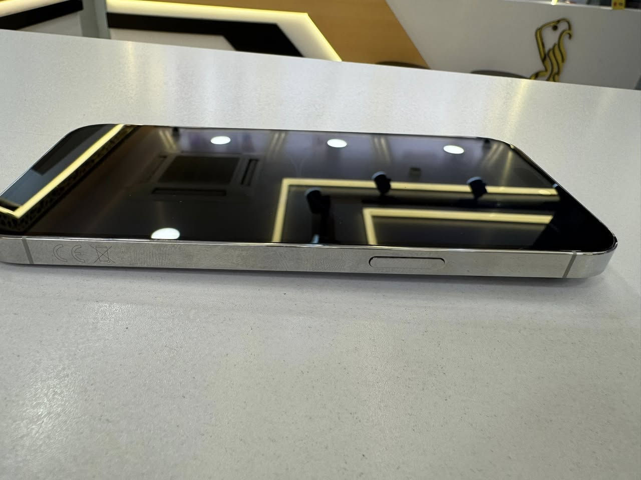 iPhone 14 Pro Max 256 GB
￼ نموذج M

‏عربي شرق أوسط 

￼ بطارية 88

سعره 925

***********
