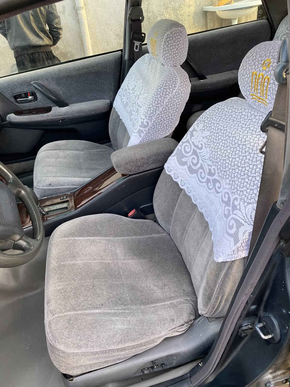 السلام عليكم
راس الثور فلات 

موديل 1995 

مكفولة من الگص وضربة الشاصي 

مكينة 3000 فيشة البارحة شديته كاملة هي وتفرعاتها

گير جديد مكفول 

حدادية امامية خلفية جديده 

السيارة كل كهربائياته شغاله 

تبريد ثلج

ماعايزه حتى برغي 

وهي احلا من الصور بهواي وتجي وتشوف بعينك 

رقمها انبار راعيه بالنجف تشتري تواجهه 

سعرها 95 $ وبيه مجال 

للأستفسار ***********
