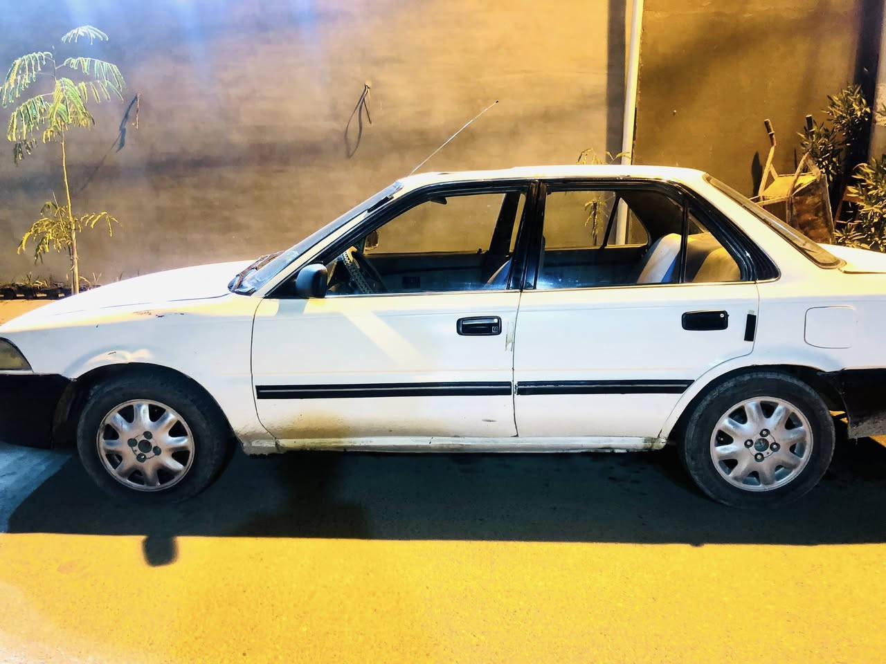 كورلا مديل 92 يسره بلادي  السعر 48 ***********
