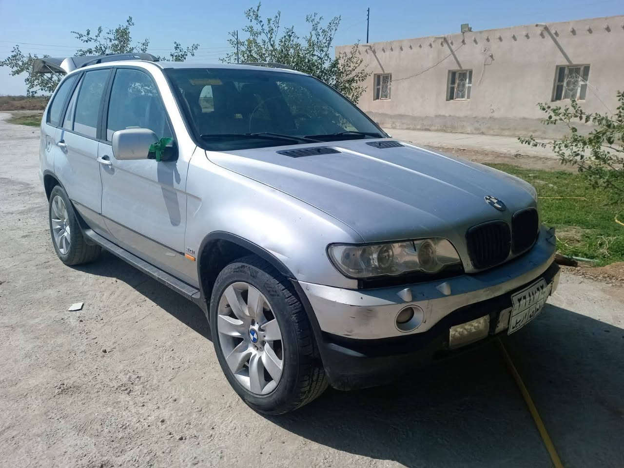 السلام عليكم  BMW  x5 موديل ٢٠٠٣ محور ملكه vvt2500  رقم السياره أربيل السنويه ساقطه مكان السياره ديوانيه مركز وصاحب الوكاله ايضا ديوانيه وعنده وكاله مطلقه بالسياره بدون شطب او اي شي السياره ما عليها لا  علامة حجز ولا غرامات السعر ٤٠ ورقه وهذا رقمي وبي واتساب  ***********
