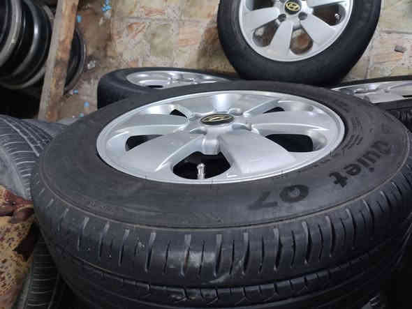 تخم ويل كب كوري الاصلي حجم 14مصبوغ فول نضافه يرهم افيو اكسنت ريو كورله قديم مع تخم تاير حجم 14.65.185نضافه فوك 70بلميه بيع او مراوس السعر 200قفل مكاني نجف مكتب الرشيد ***********
