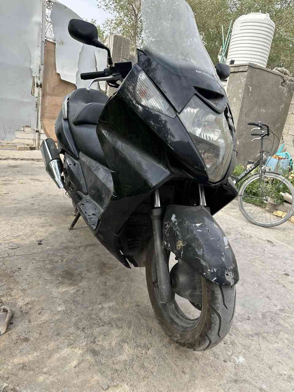 سلام عليكم سلفر ونج 400 شغاله وناعمه رون واحد ونص لا مرواح ولا خربطه حماوه ثابته فقط بيه خيط تبخير
سعرها 800وبيه مجال عليه ادامه كلجات ومنظومه بانزين


**إذا كنت صاحب هذا الإعلان وتريد حذفه لأي سبب، رجاءا أرسل رسالة إلى الدعم الفني**