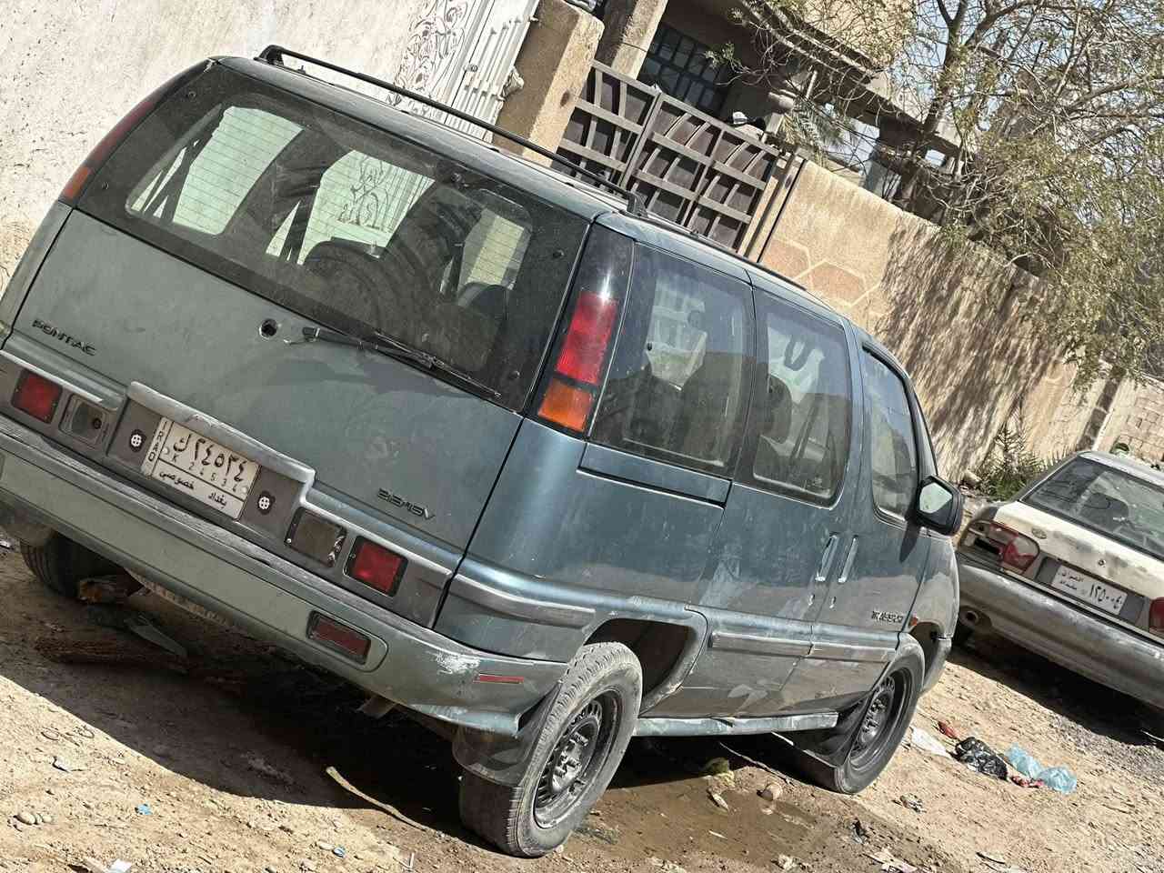 بونيتاك موديل94 رقم بغداد محرك تعبان كير جديد دوخا نضيف شرط تحويل ***********بفداد جسر دياله
