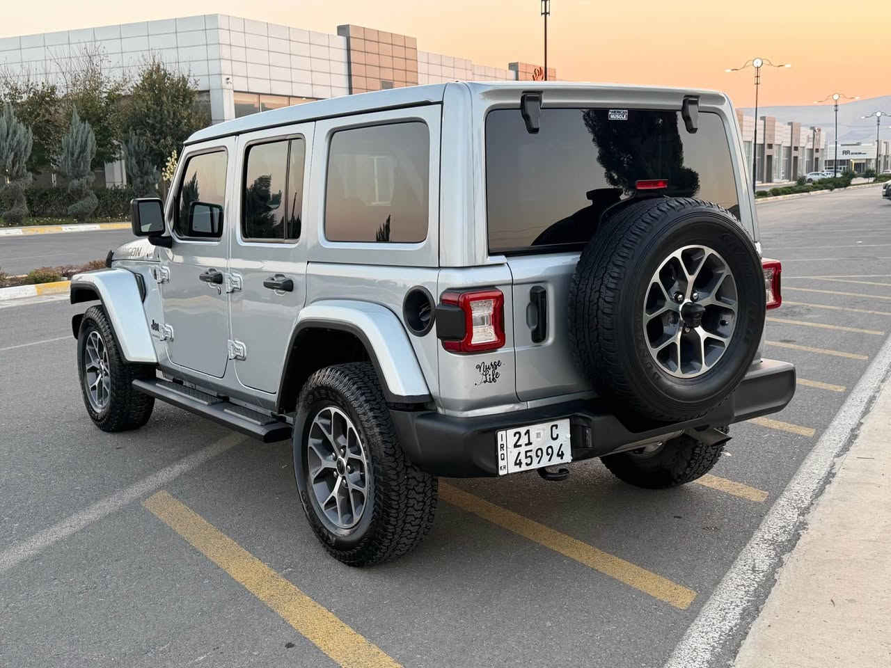 جيب ‏رنكلر موديل2023 صبغ بونيد ‏مبدل روبيكون 6سليندر جملغ بدون دوخل اسيار جديد ماشي 25الف مكان سليمانية سعر315$وبيها مجل ☎️📞***********
￼￼ السليمانية, العراق
