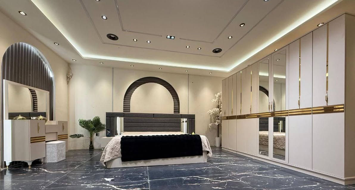 *موديل انجي*
7قطع         *كنتور3متر مع ملحق* 
 1️⃣كنتور 
2️⃣ملحق كنتور 
3️⃣ميز توليت 
4️⃣كومدي
5️⃣كومدي 
6️⃣سرير مخزن جك
7️⃣طابوريه
✅برغي حديد
✅ شغل ممتاز معمل اصلي 
    *قياسات ضخمه*

    *اناره بل سرير*

*السعر  850 الف 

شد ونقل 
- بغداد مجاناآ
- ⁠اطراف 20 الف 
- ⁠محافظات حسب البعد والمكان 
للحجز وتواصل خاص 
للتواصل واتسآب ***********
