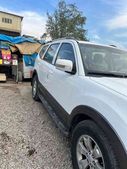 السلام عليكم 
سيارة مهاڤي 2008 فورويل سيارة نظيفه حيل قبل فتره عمرته على ايدي وسيارة رقم بغداد وباسمي يعني تحويل ثاني يوم ..ضررسيارة بيه چفيه على جهة سايق وكم ملاحظة بسيطة بيه .. سعر سيارة 100  مكاني بغداد موبايل ***********
