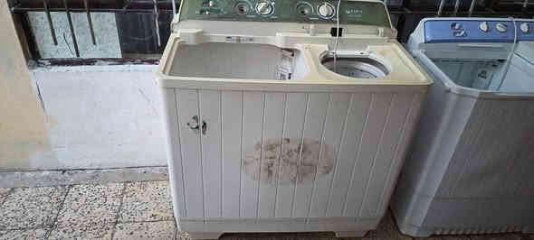 غسالات للبيع وحده شغاله وثانيه مال تنشيف عاطله ***********
