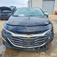 🚗  نوع السيارة :  شوفرليت ماليبو  💈  موديل   ; 2025  💵 سعر السيارة :  ...
