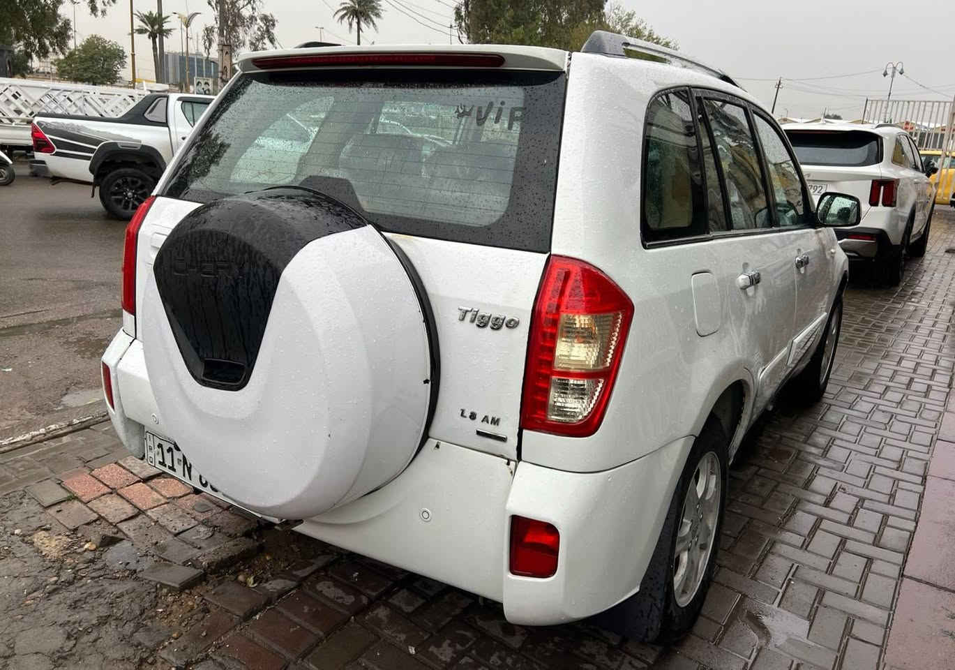 السلام عليكم
للبيع تيكو . موديل ٢٠١٣ . رقم بغداد انكليزي سنوية جديدة .
كير ومكينة مكفولات بلاديات . مكفولة كفاله عامة من الحادث . بيها صبغ باب السايق بدون حادث . تبريد شغال . شاشة أندرويد  
صدر نضيف . ما ناقصها شي . السعر ٥٥$ وبيها مجال حك الجية 
العنوان بغداد الجديدة 
***********
