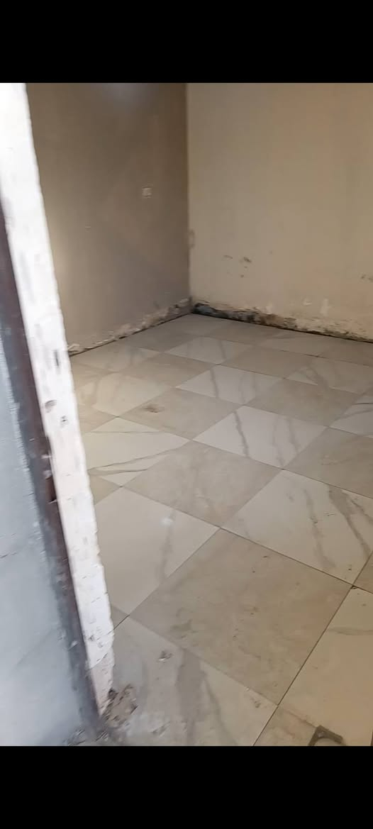 مشتمل للاجار تجاوز ٣غرف ومطبخ وملحقاته منطقة الصيانه قرب جامعة البيان للاستفسار الاتصال على الرقم ***********
