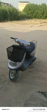 يالله السلام عليكم دراجه منغولي للبيع ناقصه بس كهربائية وعداد مال سرعه...