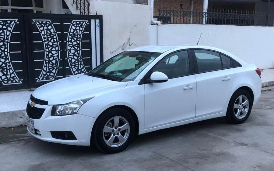 للبيع شوفرليت كروز LS مواصفات خليجي كيرمحرك اوبترا المرغوب السيارة مال بيت مابي نقص ماشيه 181 مابي ضرر بي نص جمرلغ صبغ مع دوسات اثر شخوط الباقي بشرط السعر 76 وبي مجال العنوان كركوك القادسيه شارع ابو وليد *********** ابيع نقد ومااراوس كركوك, العراق
