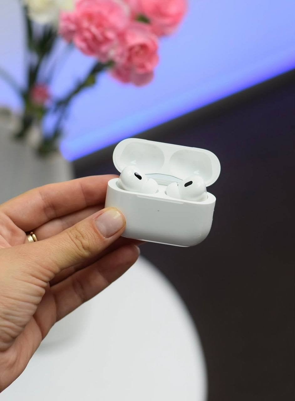 Air pods pro 2 الجيل الخامس
باله أمريكية ~ سيريل نمبر بموقع ابل ~ شركة مصنعه ابل ~ تدعم العزل ~مع صوت محيطي 
وياه حافظة مع كيبل شحن الأصلي باله فل 
تحديد موقع ~ خاصية تتبع ~ الفحص وتشغيل قبل دفع مستخدم بس كلش نظيف 
السعر 20 بسعر الحاوية بدون ربح 
تواصل واتس اب للحجز  ***********
