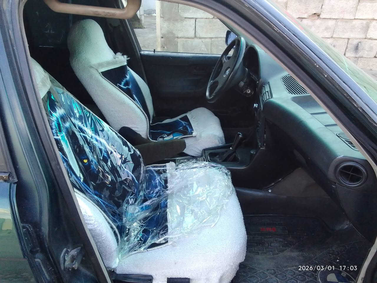 bmw مۆدیل 1992
ئاڕم پلاستیک سلیمانی
مەکینە 25 گیڕ عادی
دەعمولیدراوی نیە
یەک دینار مەسرەفی تیدا نیە
فرۆشتن و گۆڕینەوە بە شتیک بە دڵم بیت
***********
***********
