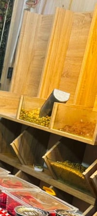 رفوف • كرزات • للبيع