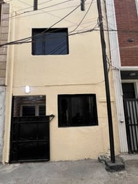 دار للايجار 40 متر نضيف كلش ماراجعة الدار         07739064709    مكتب ...