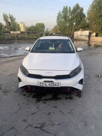 شباب كيه فورتي موديل ٢٠٢٢ سياره مكفوله بيه بارد أربع أصابع بل جاملغ ال...