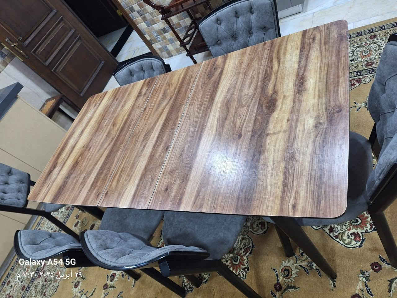 السلام عليكم 

ميز طعام ٦ كراسي 

السعر : ٤٠٠ 

للإستفسار : التواصل على الماسنجر


**إذا كنت صاحب هذا الإعلان وتريد حذفه لأي سبب، رجاءا أرسل رسالة إلى الدعم الفني**