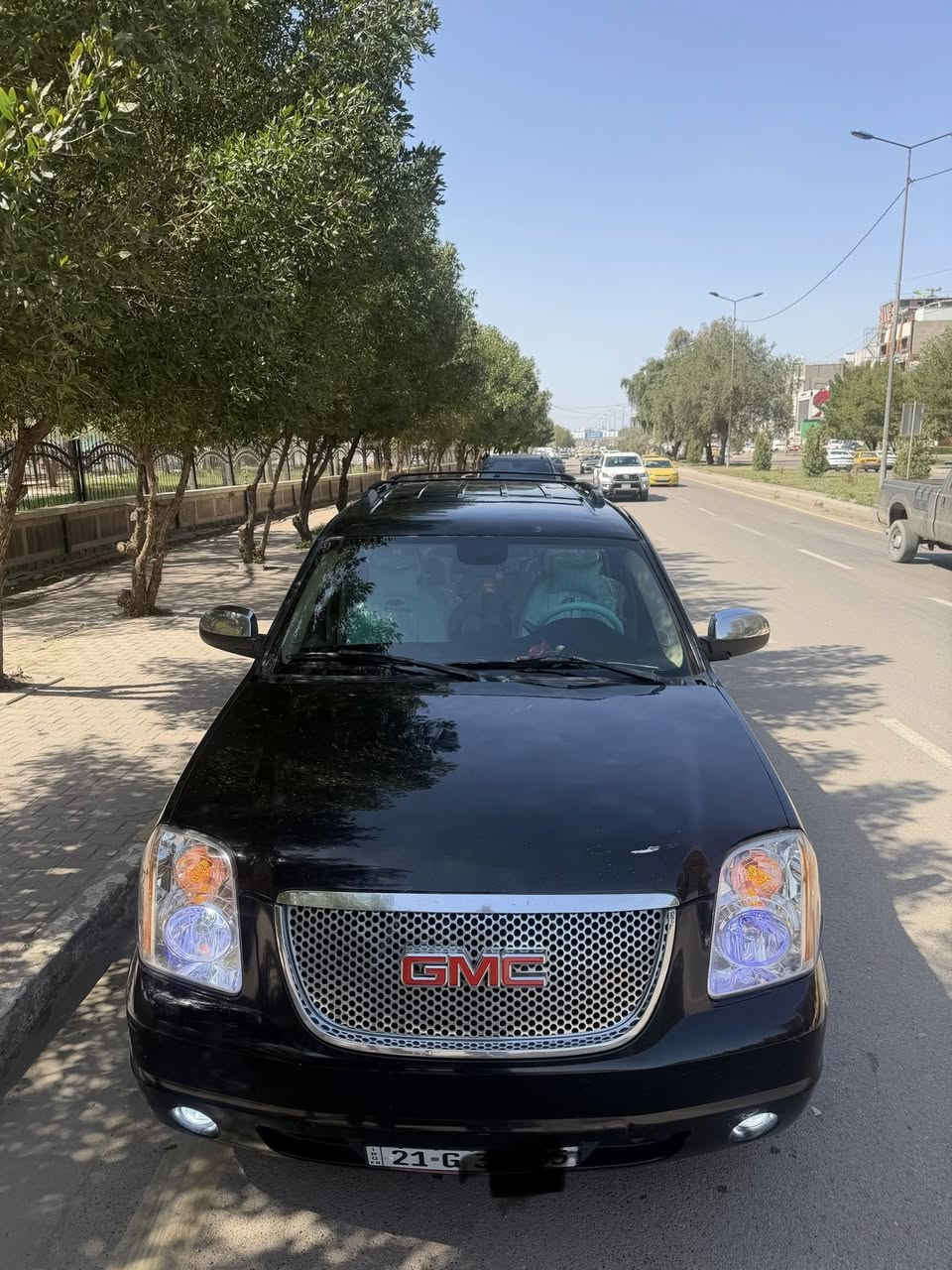 السلام عليكم
جيمسي  يوكن 2008  
رقم سليمانيه. باسمي 
سياره خليجيه  
سياره كامله ماناقصه برغي
مسويله ادامه قبل سبوع 
تخم تاير ودوشمه سقف وكشنات
نشره محيطيه اصليه تغير الوان بل مبايل
تبريد منضومه كامله جديده حته فريز 
شاشه كاربلي  اصليه صارف عل سياره 
مليونين ونص كامله من كلشي 
سعر 180 وبيه مجال بسيط
مكان سياره بغداد

***********
