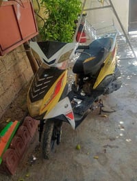 للبيع  سعره 225الف ومجال محرك كبس موديل 2020محرك لاصرف ولا بخار باتري ...