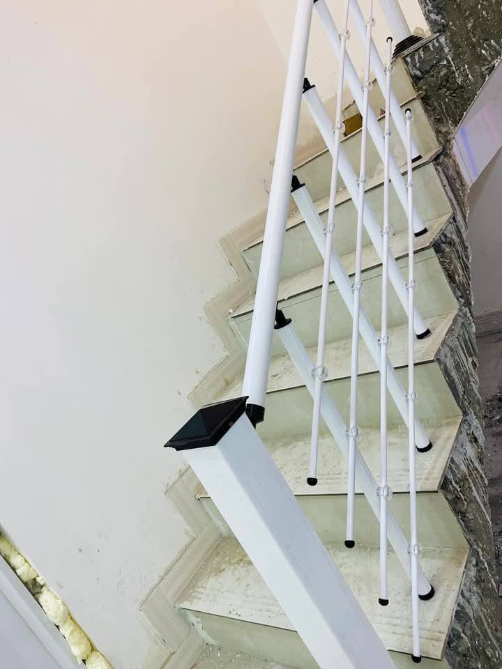 تخفيضات مستعدون لجميع اعمال المحجرات المنيوم التركي بسعر مناسب جدا سعرمتر35الف تركي درجه اولى ضمان بلون وقوه 10سنوات جميع موديلات عليهن تخفيض سعر جام وعاج 25الف سعربايه جميع الاوان متوفره نشتغل جميع مناطق البصره للاستفسار الاتصال على الرقم ***********
