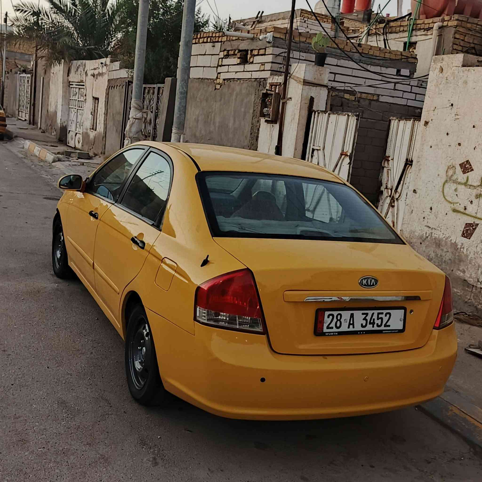 السلام عليكم

كيا سبكترا للبيع او مراوس بوتيما
موديل 8 ماكينه 2000 سياره  بس بنين مصلح 
مكان ناصريه مركز السعر 70 للاستفسار الانتصاب
***********
