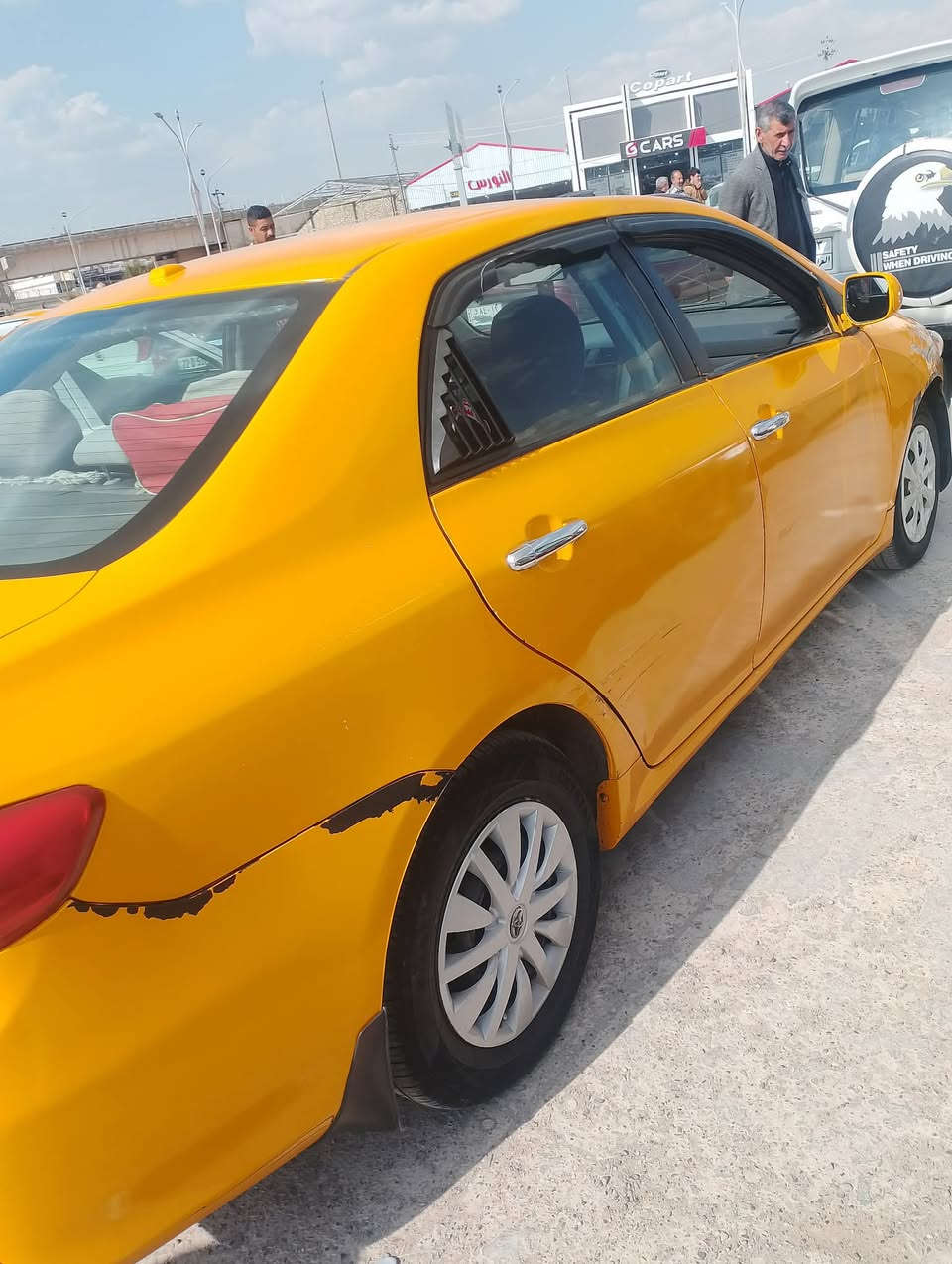 السلام عليكم 
كورلا موديل 2010 رقم صلاح الدين وكالة باركود سنوية ساقطه  بل 2026 السيارة ضرره مرتجيه محرك مبدل جديد 18
مابية صرف اقتصادية حيل تايرات جدد مكاني الحويجه السعر 75 ورقة 
***********
