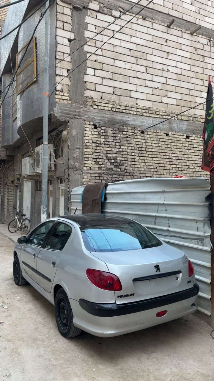 السلام عليكم
بيجو 206 فرنسي 🇫🇷
مديل 2006
كير عادي 🕹️
السياره مزاد كتابها فقط تروح للشركه العامه وبعدها تصعدها هزه وتستلم سنويه وارقام  تترقم كربلاء 
حالة السياره⚠️⚠️
🚗البدي (( ممتاز لا ضربه ولامعجون فق بيها جراد والجراد مبين رشيتها كلير حزام فقطط ولحد الان الجراد مبين بس على مود لا يمشي بيها)) 
⚙️الكير والمحرك (( قبل اسبوعين شادهن جدد كير ومحرك ونوزلات وبلكات وصينيه وكلج كله جديد))
🛠️ ((الحداديه امامي خلفي عرباين شرط جدد شادهن  درايم شفتات جدد مؤسسه))
🛞 (( تخم تايرات ووياله جدد شرط )) 
🚗دشبول دركه وايرباك كله جديد غرفتها 85‎%‎ 
💡(( لايتات امامي وبروجكترات وبكلايتات جدد مال كصه))
💧((راديترات شباك امامي دعاميات المضومه مال الماء كلها جديده))
⚠️⚠️النقوصات 
(( فقط قاعدة الكلوب الي تجي بلتنته سعرها 10 الف نقص
التبريد منضومه كامله موجوده بيها بس تنطي ضغط وتشد وتفحص مفاحصه امانة الله والسياره عايدها من جديد كلش وبيها بعض الملاحضات البسيطه))
💵السعر 40 وبيها مجال واذا ماعندك تاخذها بلاش
📍كربلاء الولايه شارع السدرة
غير متواجد على الفيس
📞*********** واتساب
📞 ***********اتصال
