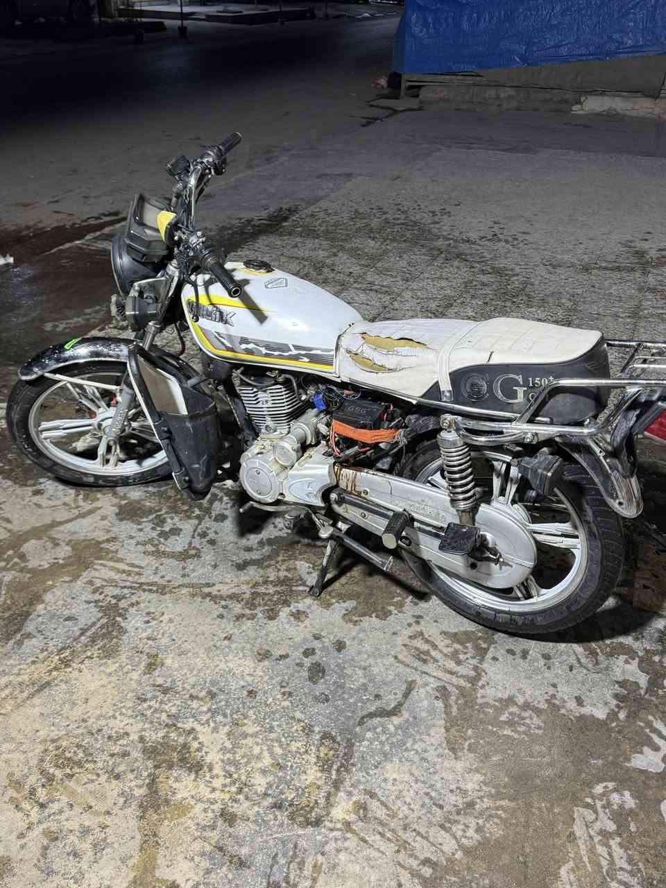 سلام عليكم شباب دراجه سولنك باب اول موديل 2024كير ومكينه شرط الكفاله خير من الله دراجه رقم واحد قويه والجنايه يعرفونها يرادلها ترتيب بيها نواقص دبلات اماميه ودشبول وفحمات سلف ااوراق تالفه مكفوله سرقه وعشاير سعرها 400 بيها مجال حك الجيه مكاني بغداد الامين الثانية
للتواصل واتساب فقط ***********
