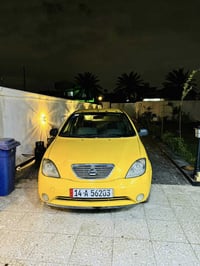 طيبه 2015 سياره نضيفه كلش ابد ماامشتغل بيها تكسي فقط اروح بيها لدوام ا...