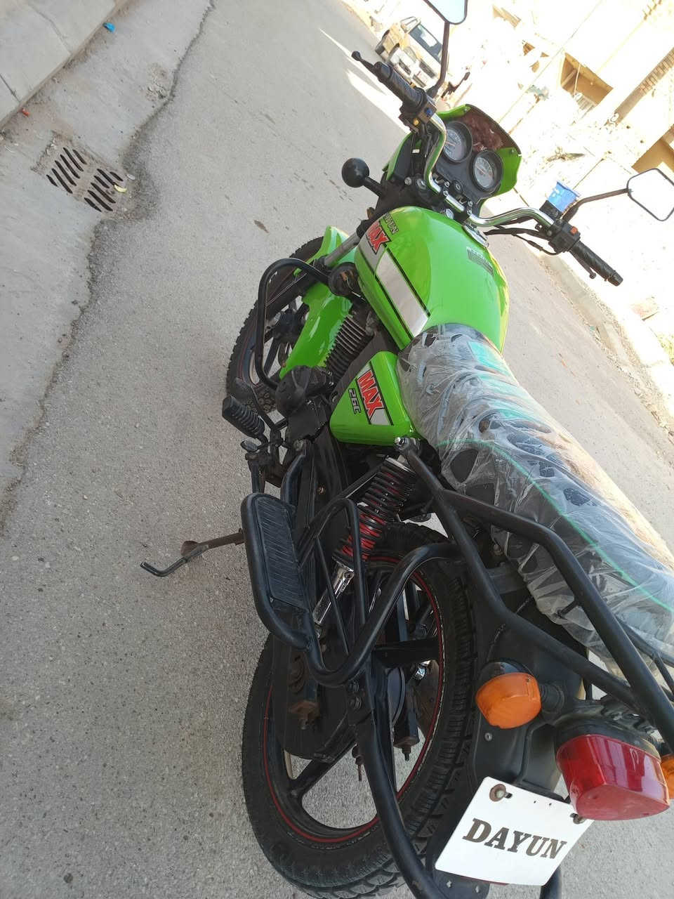 سلام عليكم دراجه دايوان مديل 2022مكفوله كفاله عامه رقم وسنويه مكاني كوت رقم الهاتف ***********
