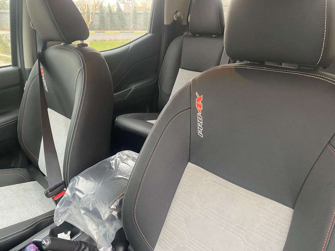 السلام عليكم نيفارا موديل ٢٠٢٣ زيرو صفر رقم اربيل وبأسمي السياره فول مواصفات اعلى فئه بلنيفارا برو فور اكس كشنات جلد بصمه كتات رياضي تبريد بيانو فول تحكم ستيرن شاشه كبيره اربع كاميرات 360 لايت اربع عدسات ضمان شركه نيسان السور السياره فور ويل كير عادي بنزين مكاني بغداد وهذا رقمي متواجد واتساب 

*********** بغداد, العراق
