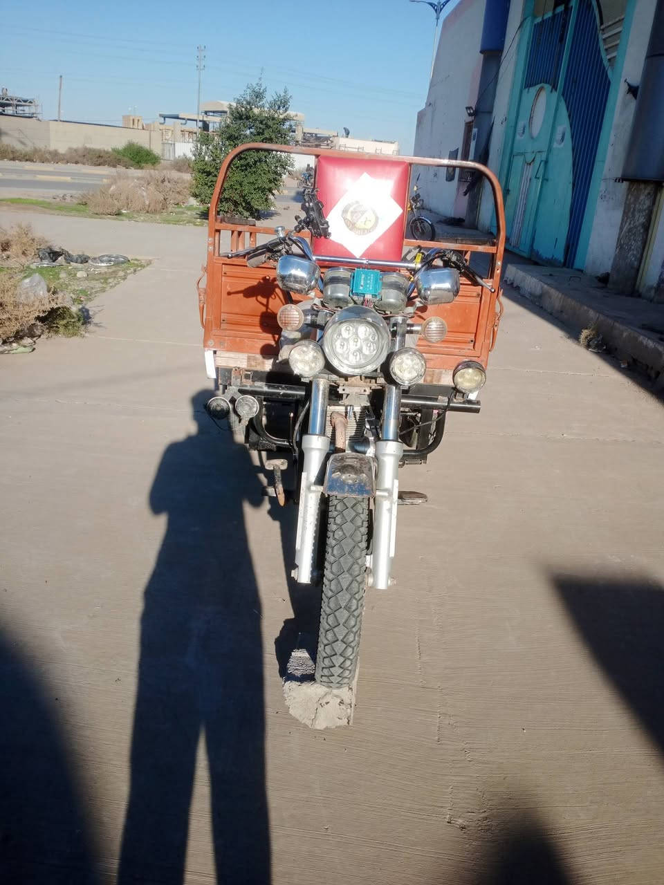 اسلام عليكم ستوته جمره للبيع موديل 19 مكينه 24اوراق أصولي مكفوله كفاله عامه سعر 1800وبيه مجال مكان زين القوس انتصال ***********
