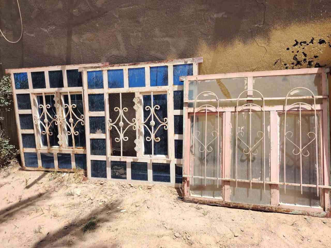 للبيع شيلمان عدد 22 الثقيل بابا خشب عدد 3 تسكام الثقيل باب حديد شبابيك تواصل واتساب *********** اواتصال
