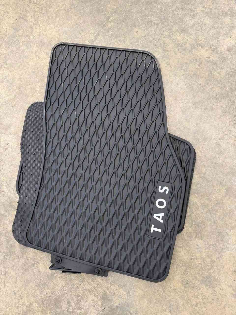 السلام عليكم 
يتوفر لدينا قطع غيار سيارات الألماني 
جيتا ،#تيكوان #اطلس #باسات#تاوس 
***********
اربيل صناعة الشمالية
