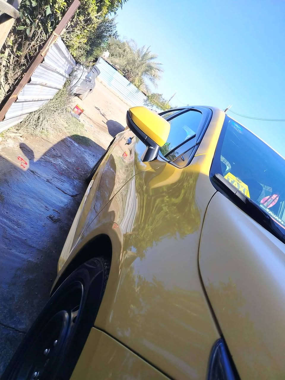 السلام وعليكم كورلا للبيع 2022 LE جاهزه باسمي تحويل ثاني يوم مصفره مكينه كير صدر تأيرات كله جديد حادثه بنيد مبدل وتصليح جاملغ وشويه بارد بقيق الصندوك مكان السياره بغداد ابو غريب السعر ١٦٠ وبيه مجال قليل
***********
***********
