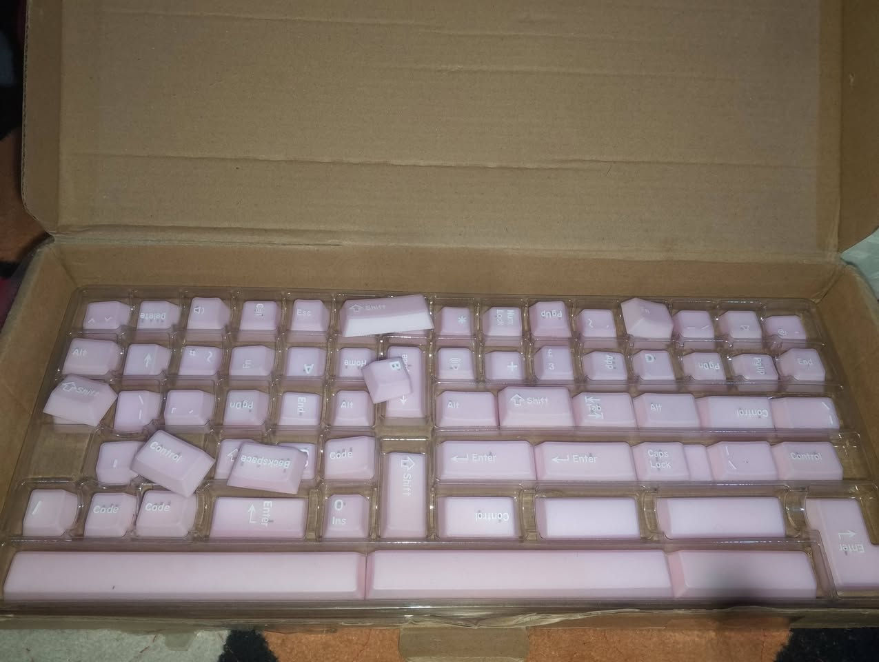 ‏السلام عليكم قطع للبيع
‏مراوح كيس ARGB لون ابيض عدد 3 مع هاب يدوي سعر 35 جديد
‏مراوح كيس من فانتك rgb لون اسود  مستعمل القطعة 5 كيبل مولكس
‏مراوح كيس من uphere بدون rgb عدد 3 القطعة 5 
‏جديد كيبل مولكس
‏رامات ddr3 2×8 تردد 1600 سعر 25 جديد
‏معالج i7-3770 سعر 30
‏معالج i5-2500 سعر 15
‏مبرد معالج rgb مستعمل سعر 10 
‏ويب كام دقة1080 سعر 10 جديد 
‏سماعات rgb سعر 20 جديد
‏يدة تحكم g3 v2  بيه Hall Effect في الكير والRT و LT وبيه ازرار خلفية 2 تجي لون ابيض وبيه rgb تكدر تتحكم بي من اليدة سعر 35 جديد
‏كيبورد ravan 68 نسخة الrgb حجم 65 مغناطيسي
‏لون اسود جديد سعر 50
‏كرت شاشة rx 470 4gb انطونة بي سعر
‏ماوس MCHOSE G3 V2 جديد لون اسود سعر 35
‏شاشة dell حجم 22 منافذ vga وdvi ودسبلي بورت 60 هرتز وتنكسر ل70 هرتز بدون ستاند سعر 40
‏كيكابس لون رمادي واسود طبعة جانبية عدد36زر سعر 10 جديد
‏كيكابس لون وردي عدد 55 زر سعر 10 جديد
‏اغطية مراوح شعار ون بيس عدد 2 سعر 10 جديد
‏اغطية مراوح شعار ace عدد 2 من ون بيس سعر 10 جديد
‏مكاني نجف وموجود توصيل 
‏


**إذا كنت صاحب هذا الإعلان وتريد حذفه لأي سبب، رجاءا أرسل رسالة إلى الدعم الفني**